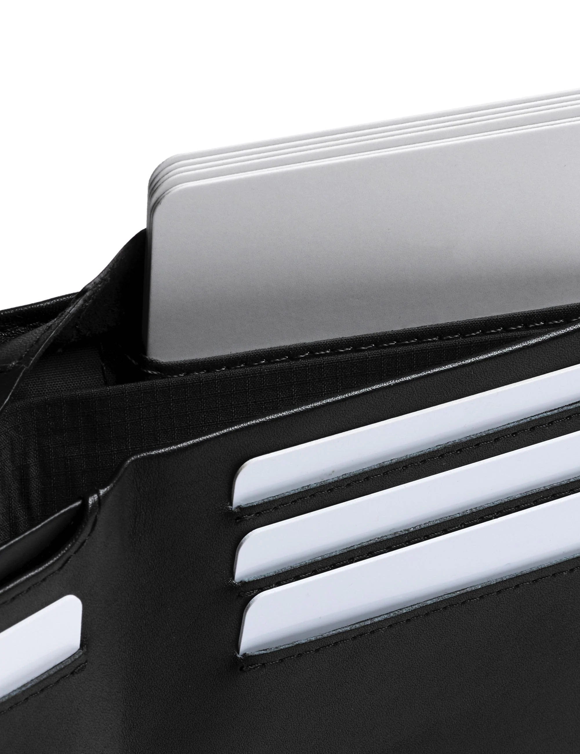 Note Sleeve Wallet - Black - Image 7