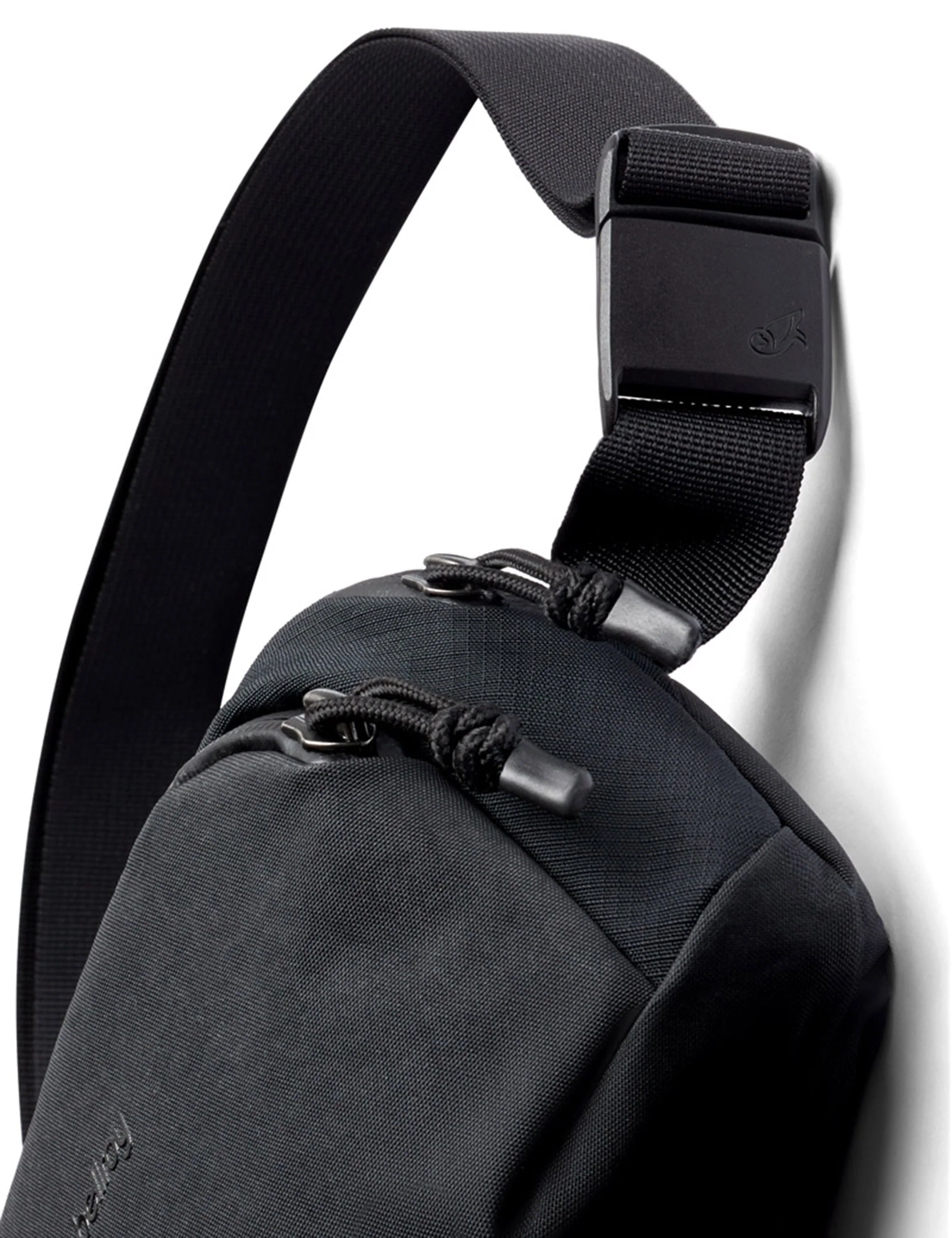 Venture 1.5L Hip Pack - Black - Image 4
