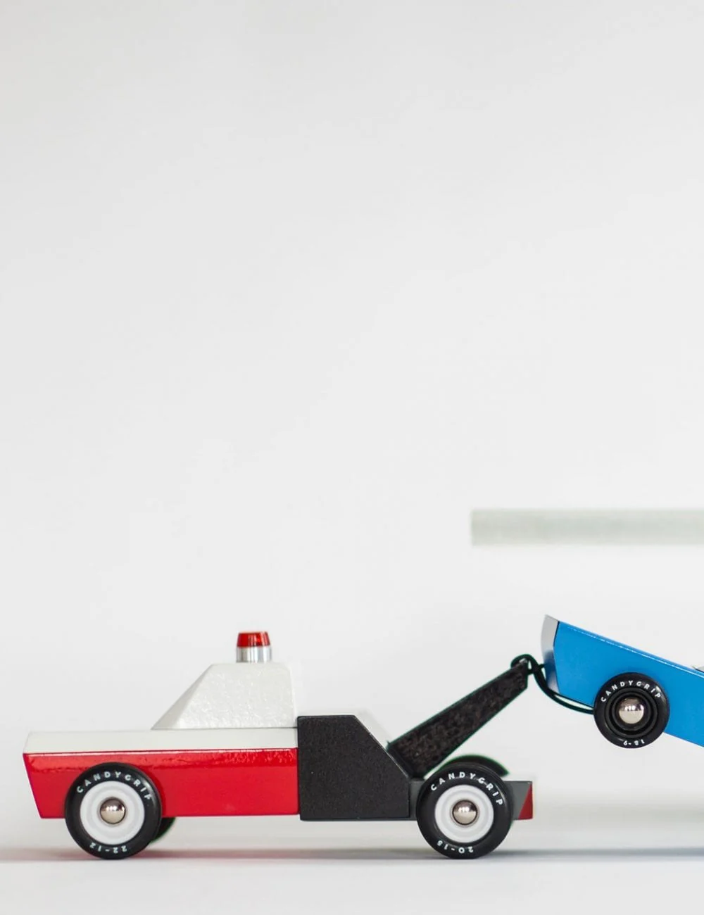 Tow Truck - Red - Image 5