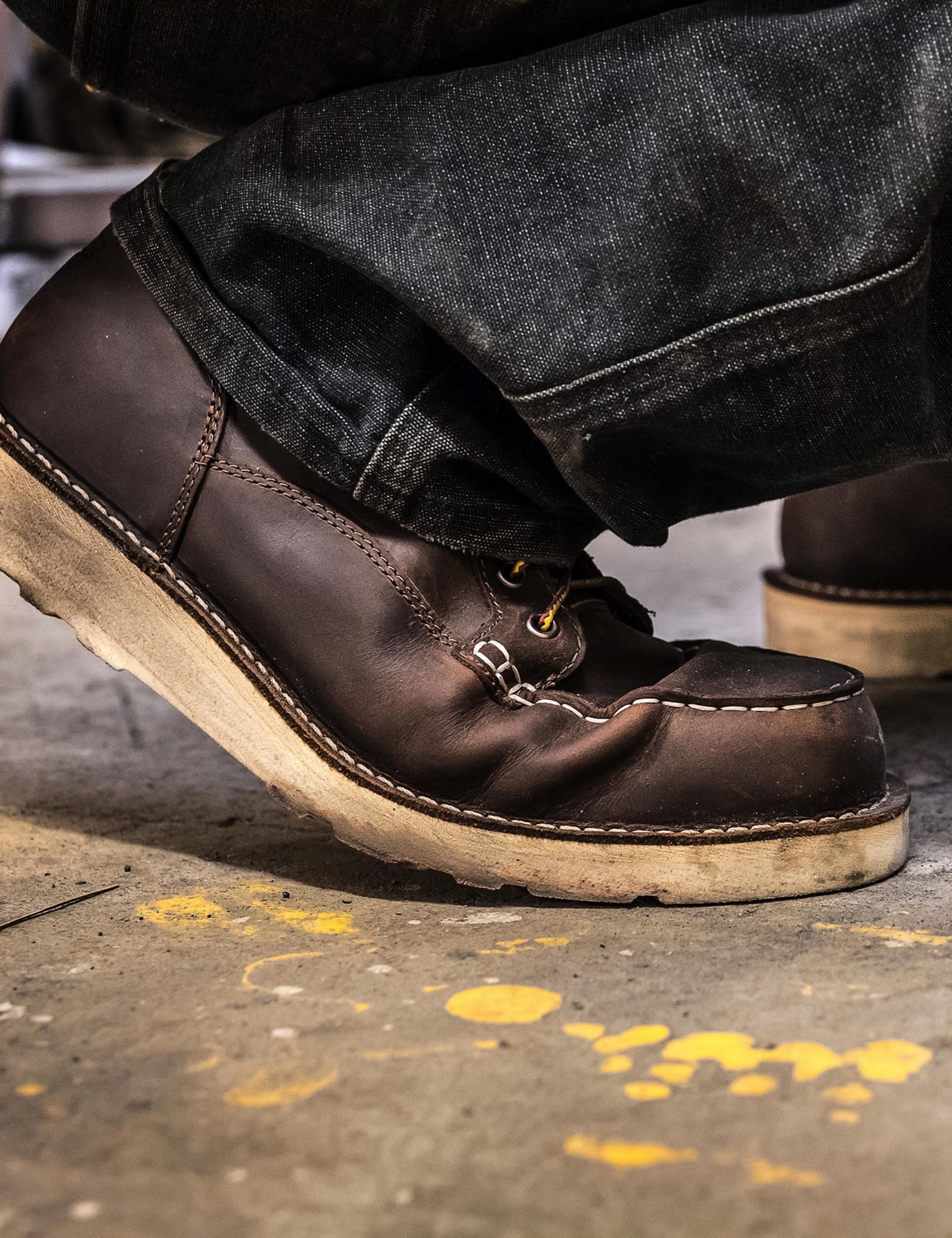 Bull Run 6" Moc Toe Boot - Brown - Image 8