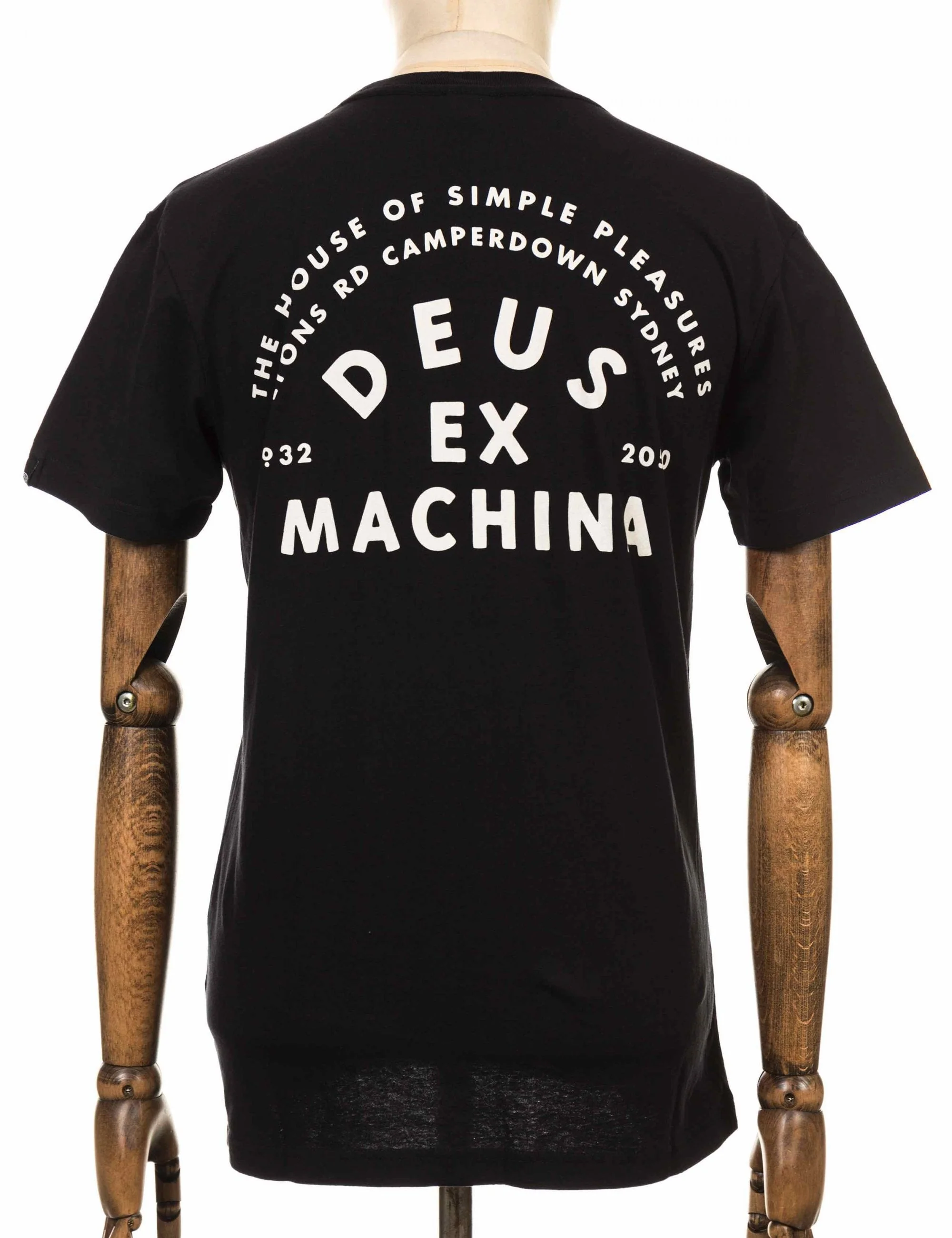 The Landie T-Shirt - Black - Image 5