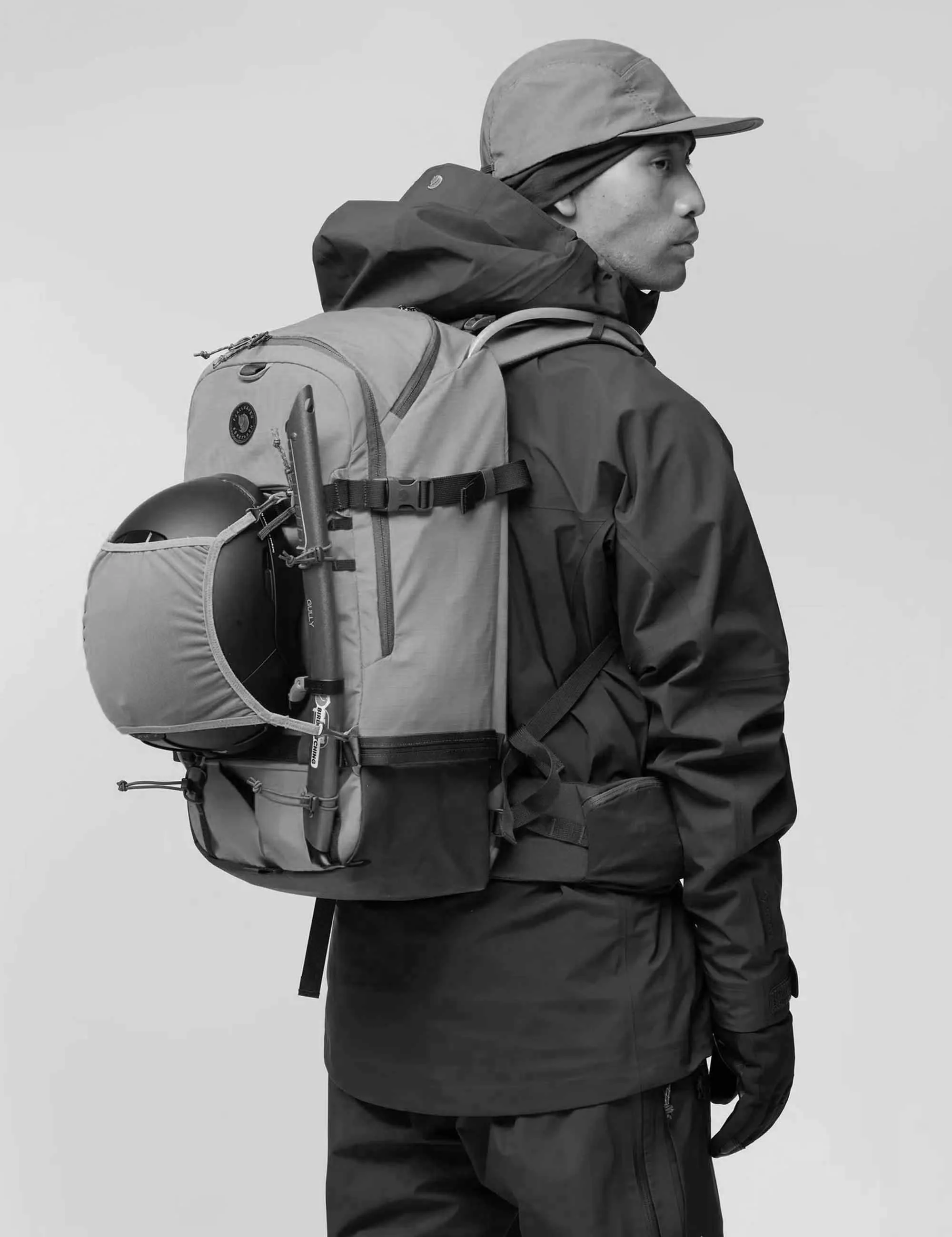 Bergtagen Touring 30L S/M Backpack - Laurel Green/Deep Forest - Image 7
