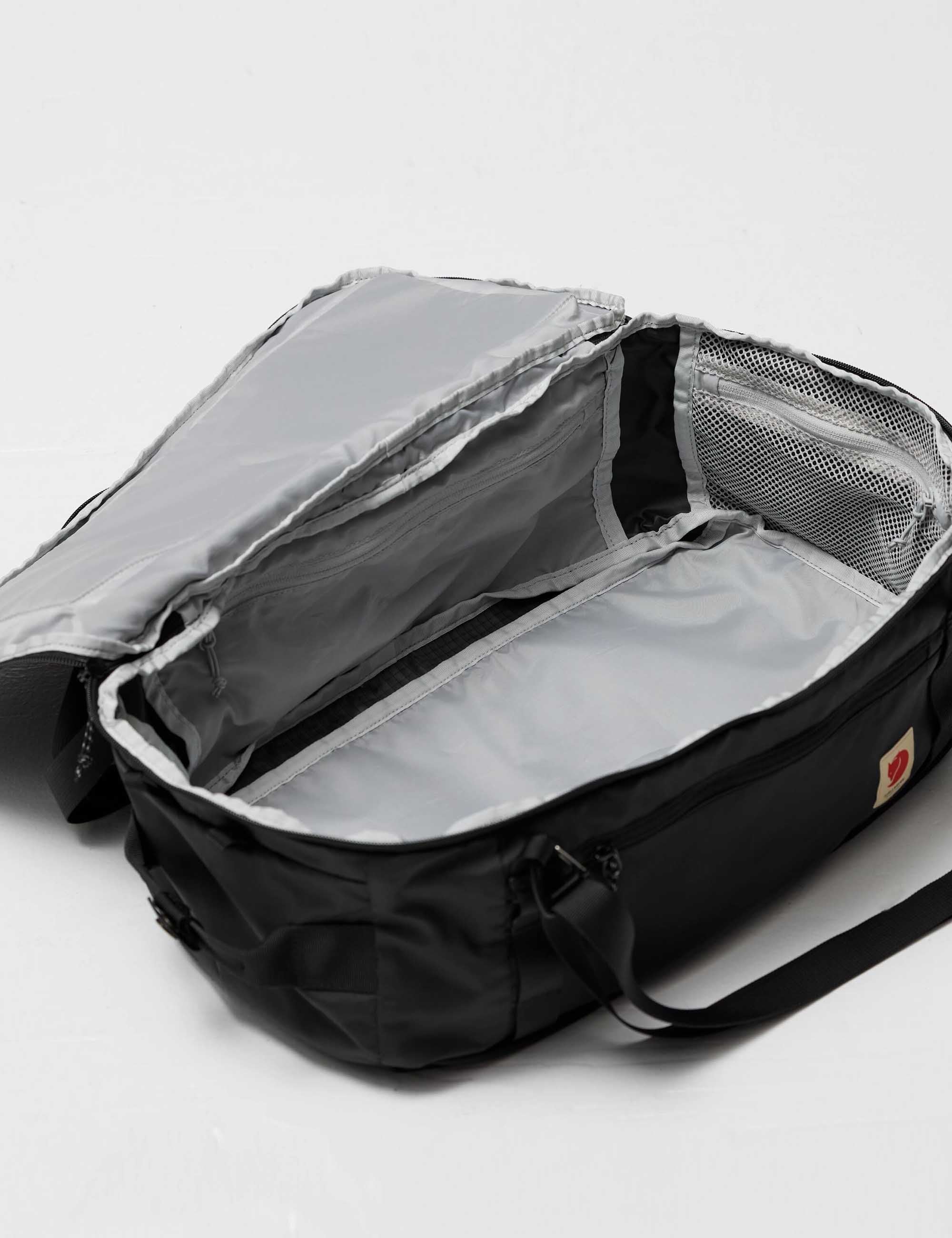 High Coast 22L Duffel Bag - Patina Green - Image 10