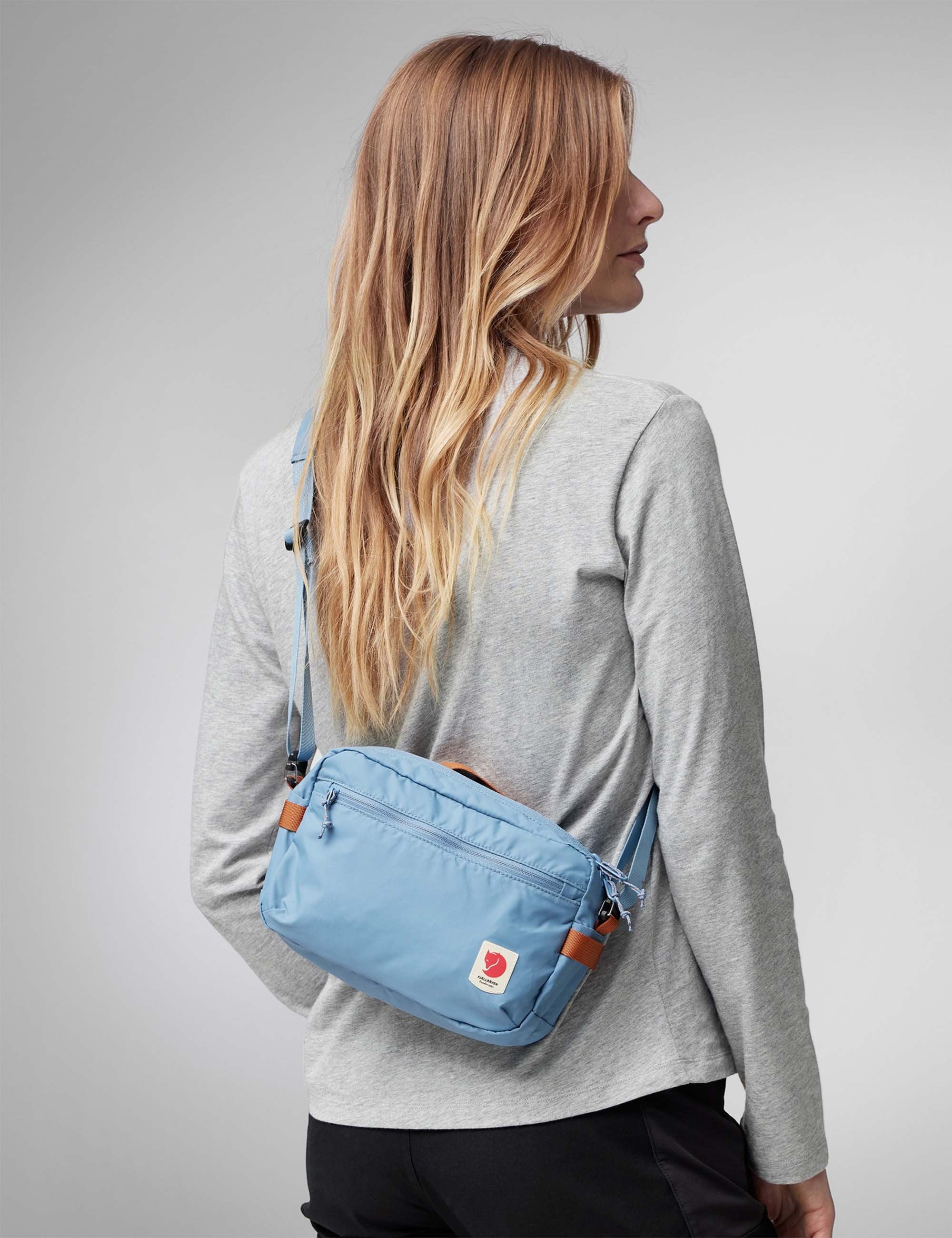 High Coast Crossbody 3L Bag - Sunset Orange - Image 4