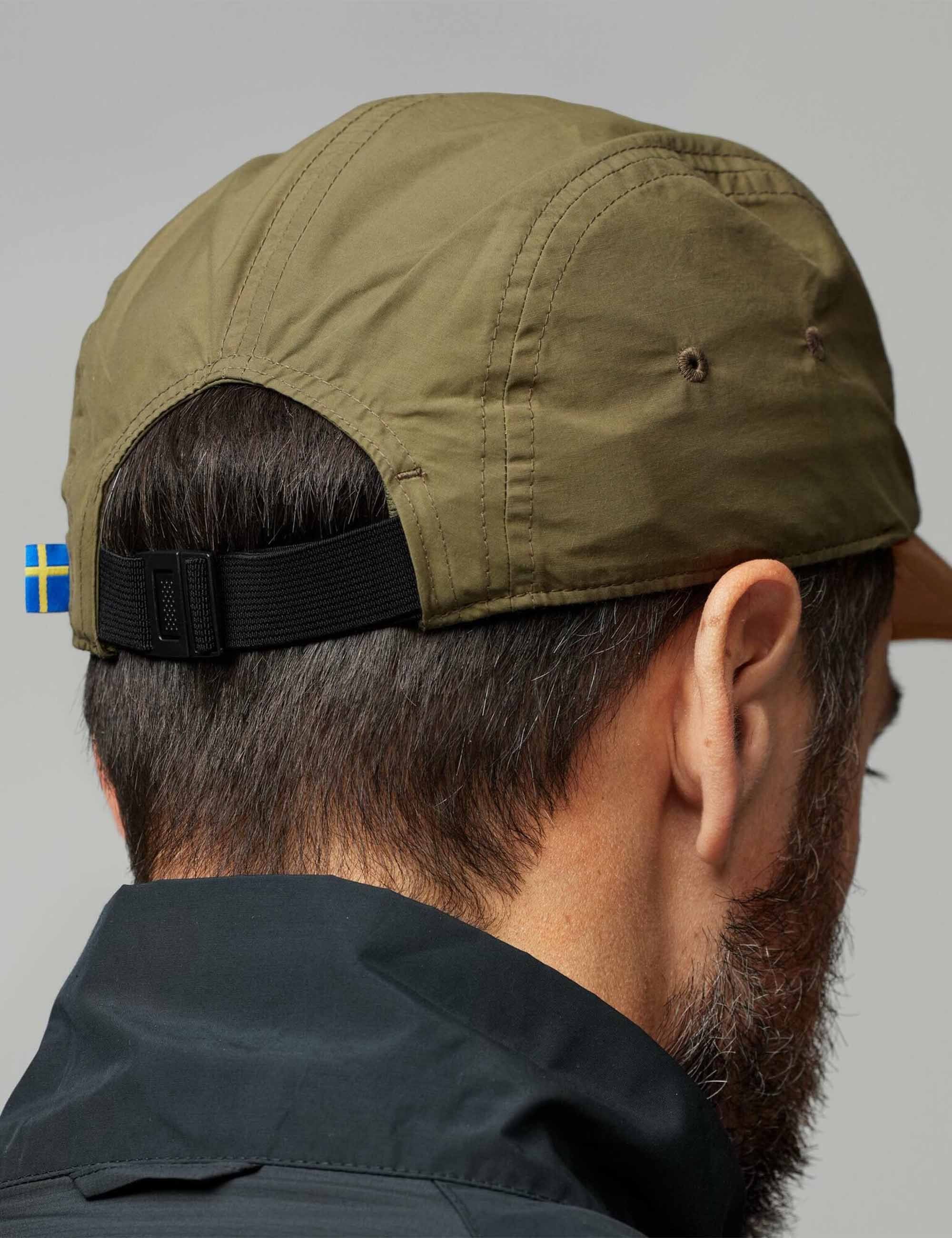 High Coast Wind Cap - Green-Buckwheat Brown - Image 4