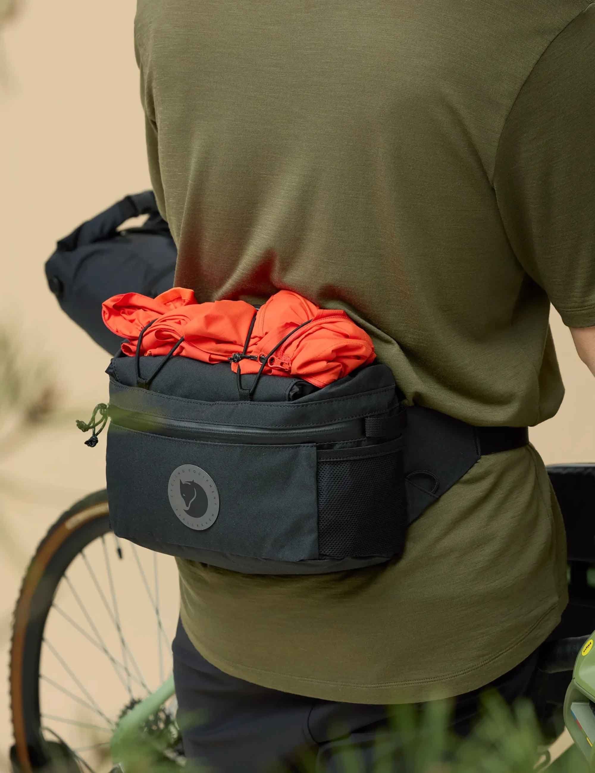 Hoja Handlebar Expandable Hip Pack - Black - Image 2