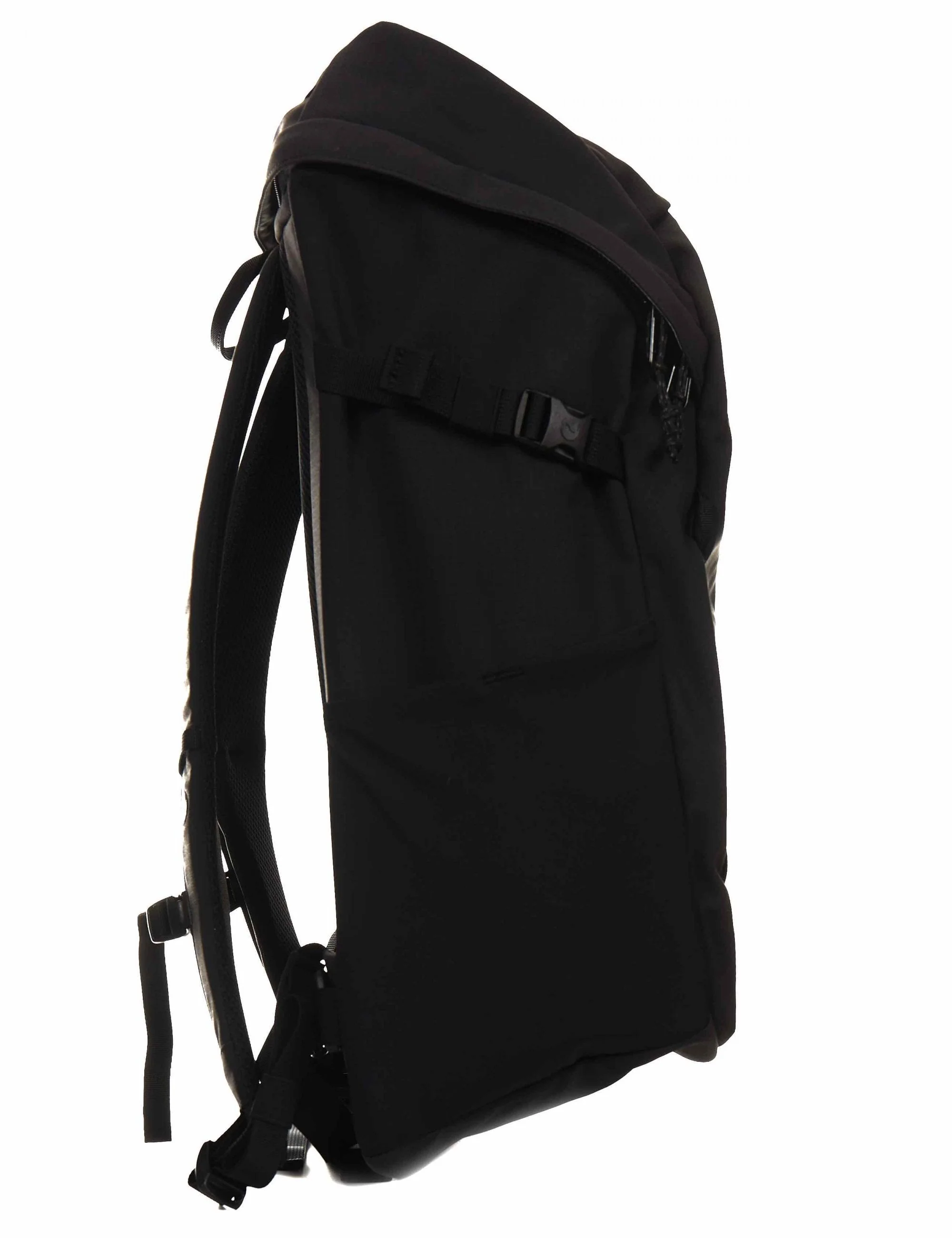 Ulvo 30L Backpack - Black - Image 5