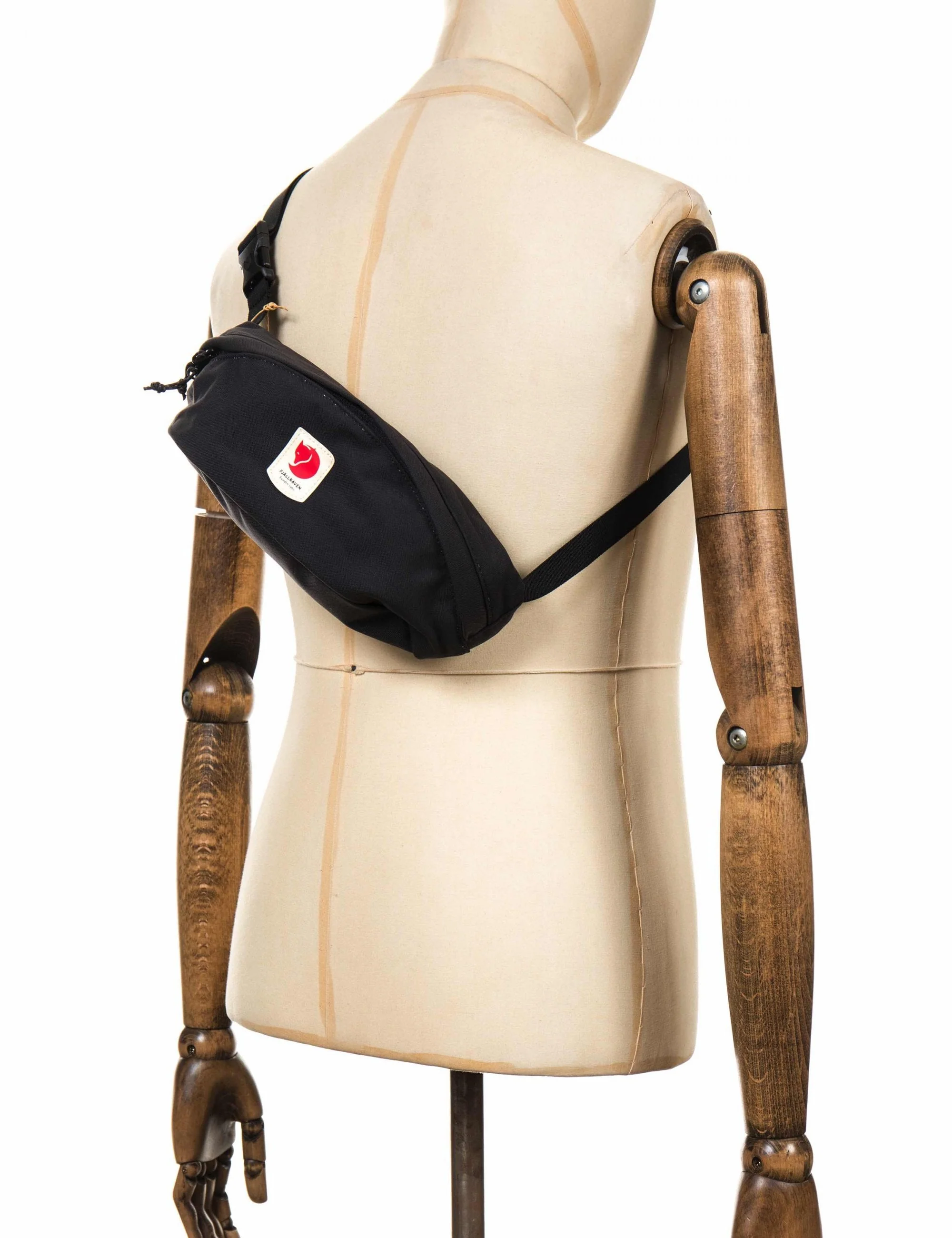 Ulvo Medium 2L Hip Pack - Black - Image 4
