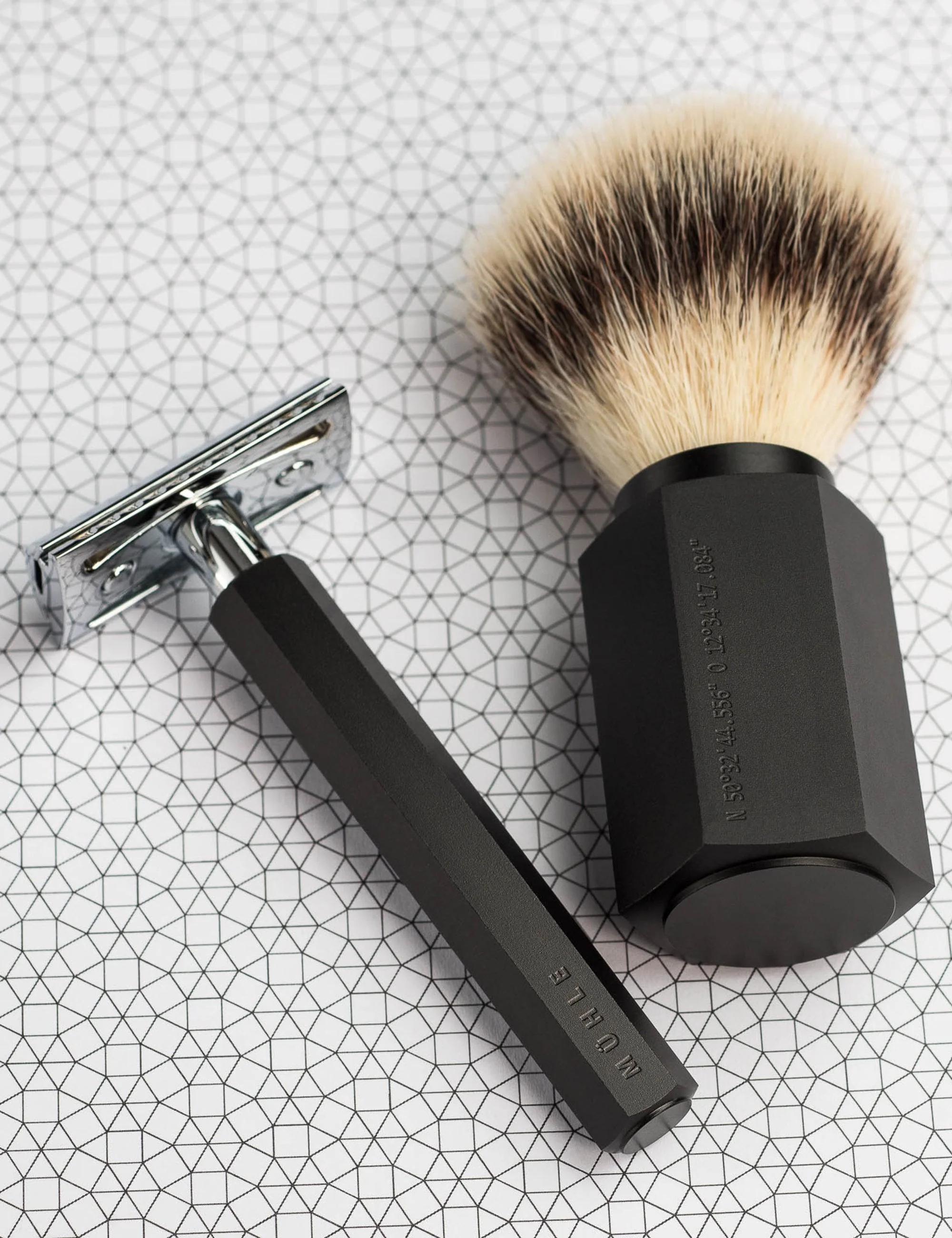 HEXAGON Silvertip Fibre 3-Piece Shaving Set - Graphite - Image 9