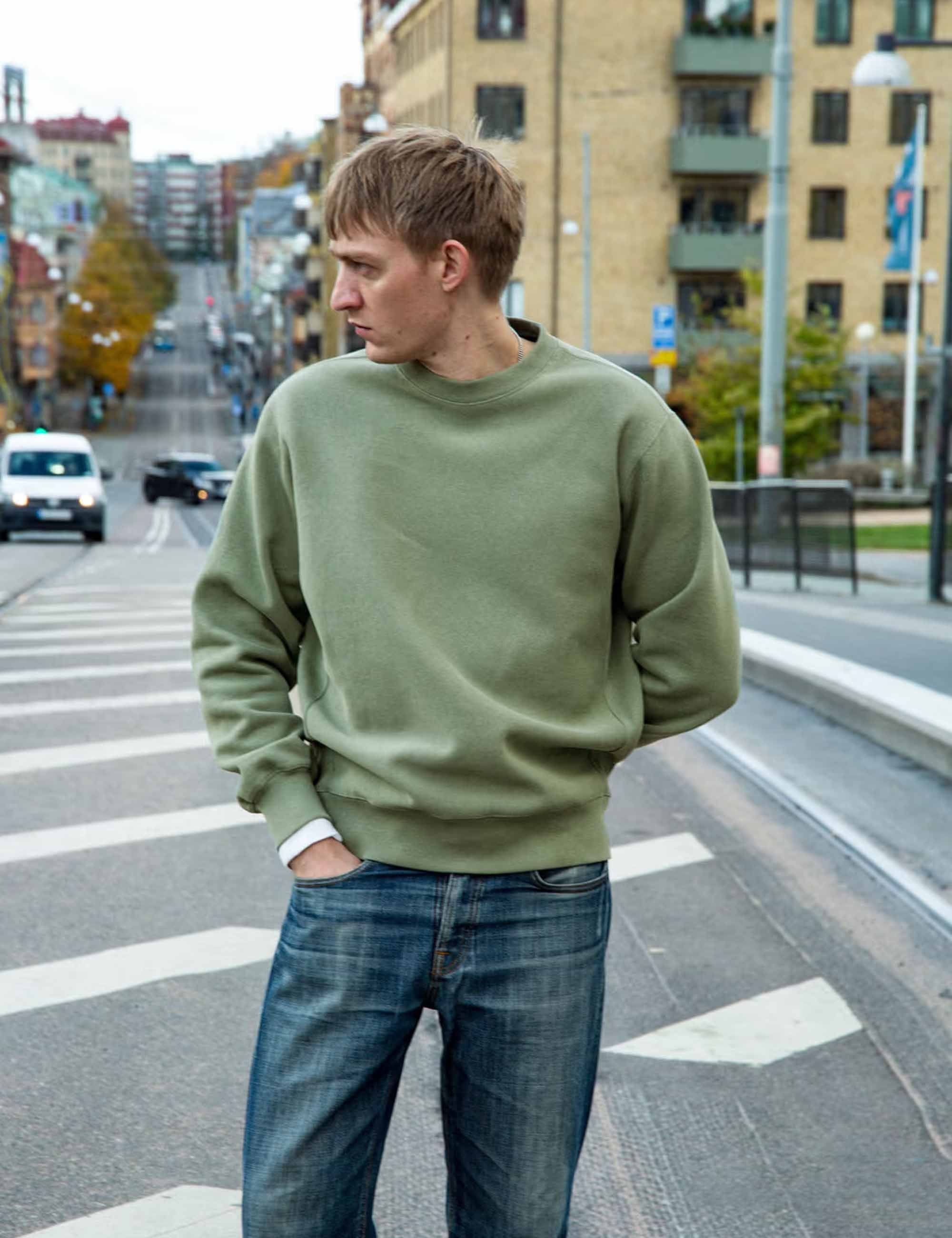 Hasse Crew Sweat - Green - Image 2