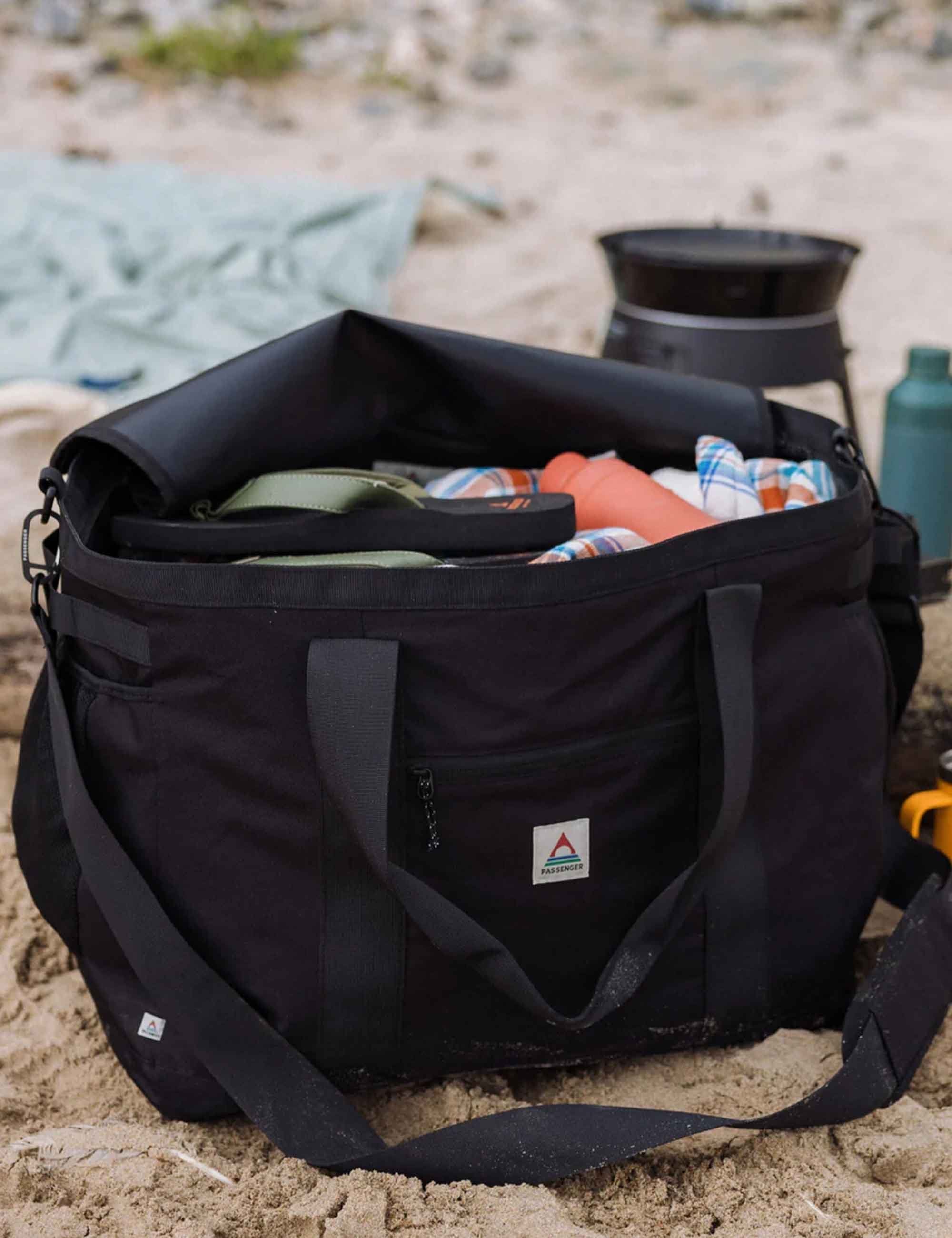Boondocker Gear Tote 48L - Black - Image 7