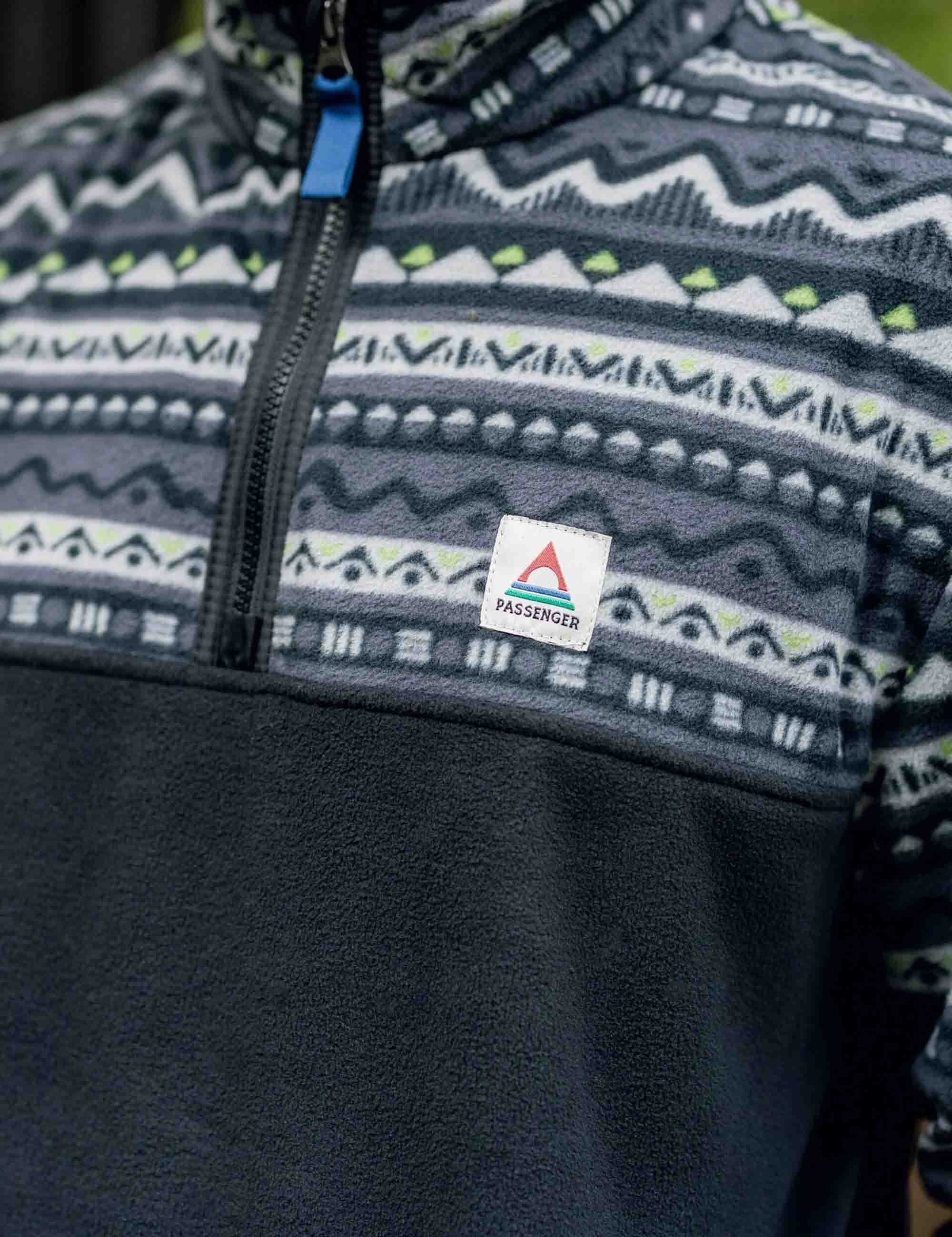 Set Off Polar 1/4 Zip Fleece - Mountain Geo Charcoal - Image 3