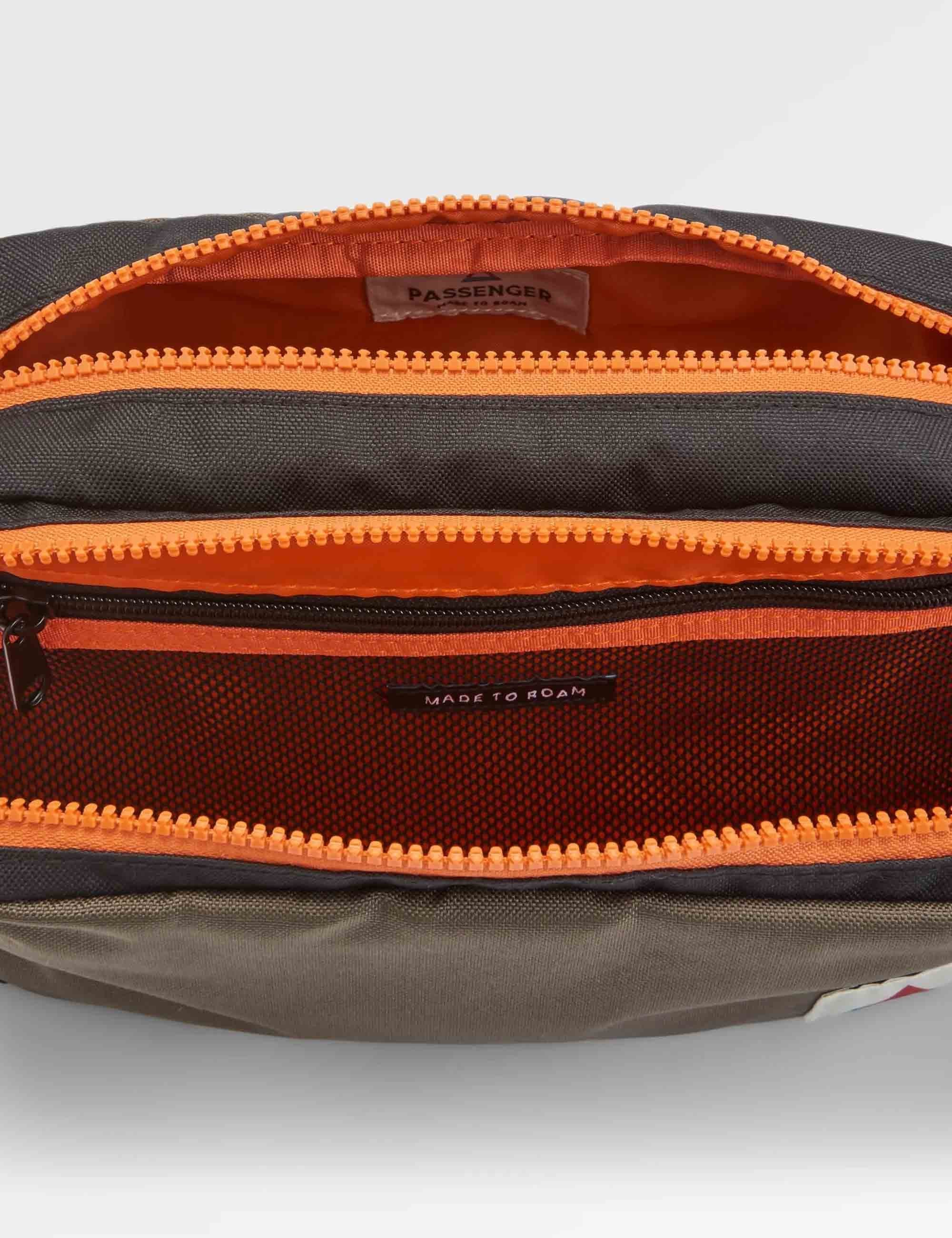 Travel Wash Kit - True Black/Khaki - Image 3