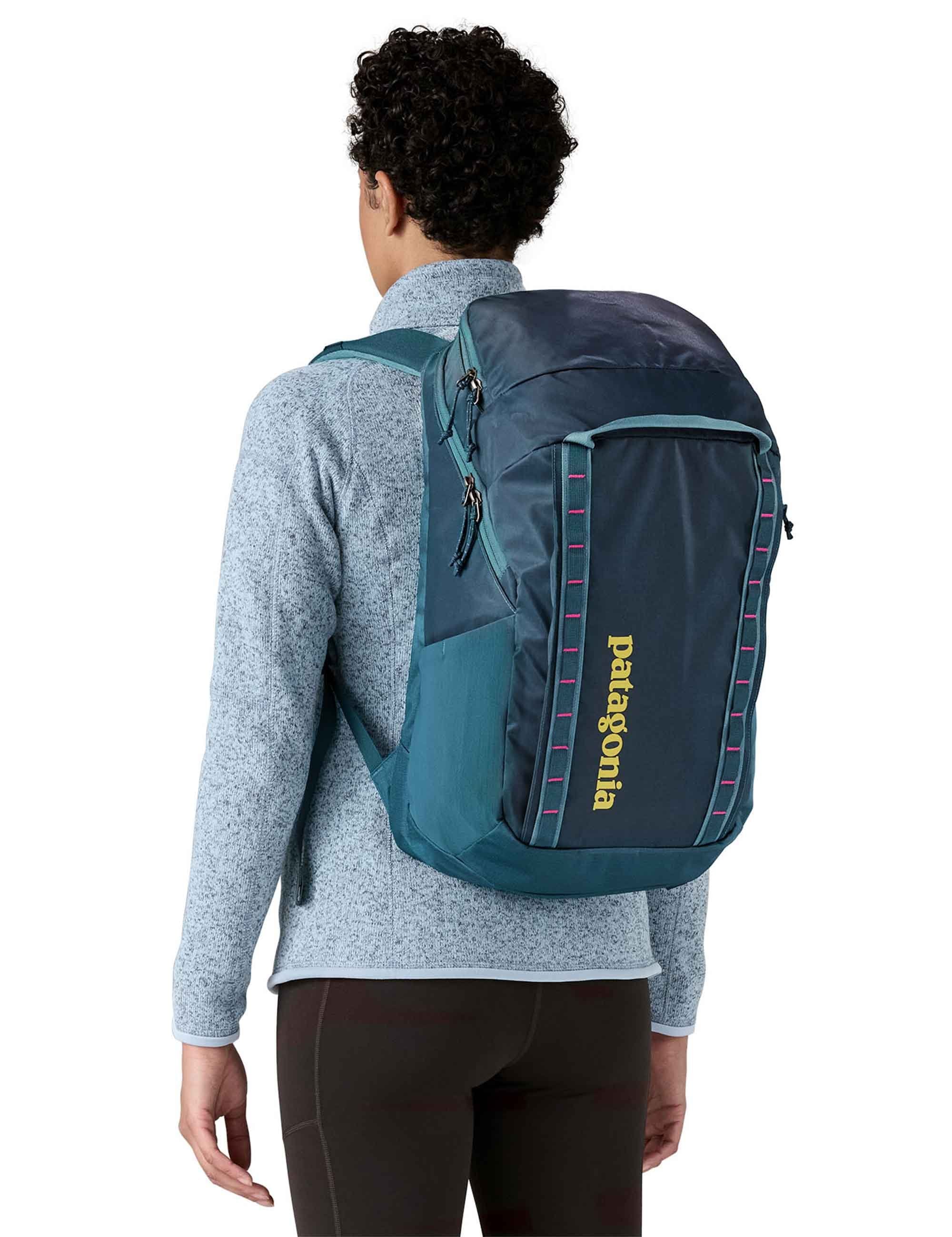 Black Hole Backpack 32L - Tidal Teal - Image 2