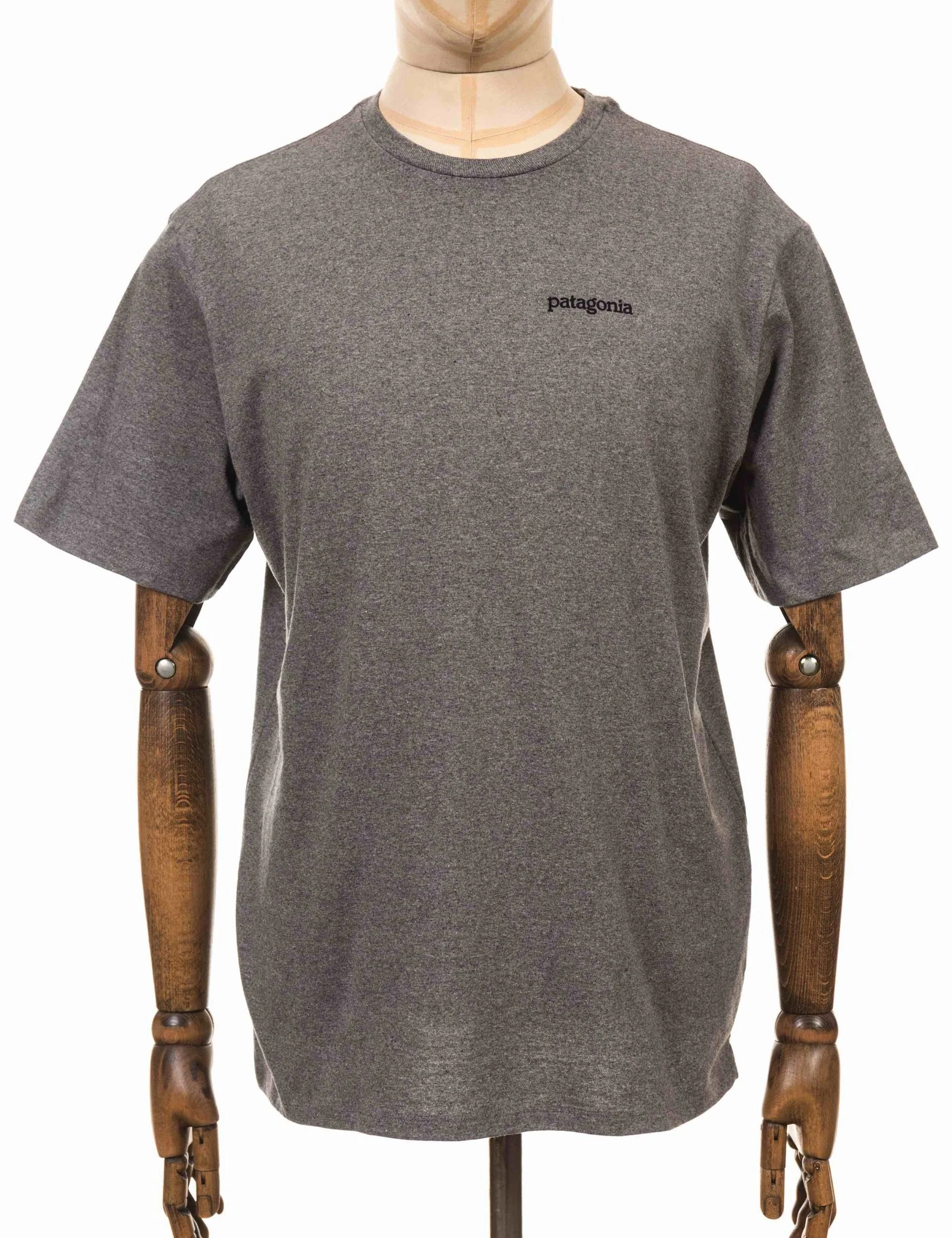 Fitz Roy Horizons Responsibili T-Shirt - Gravel Heather - Image 3