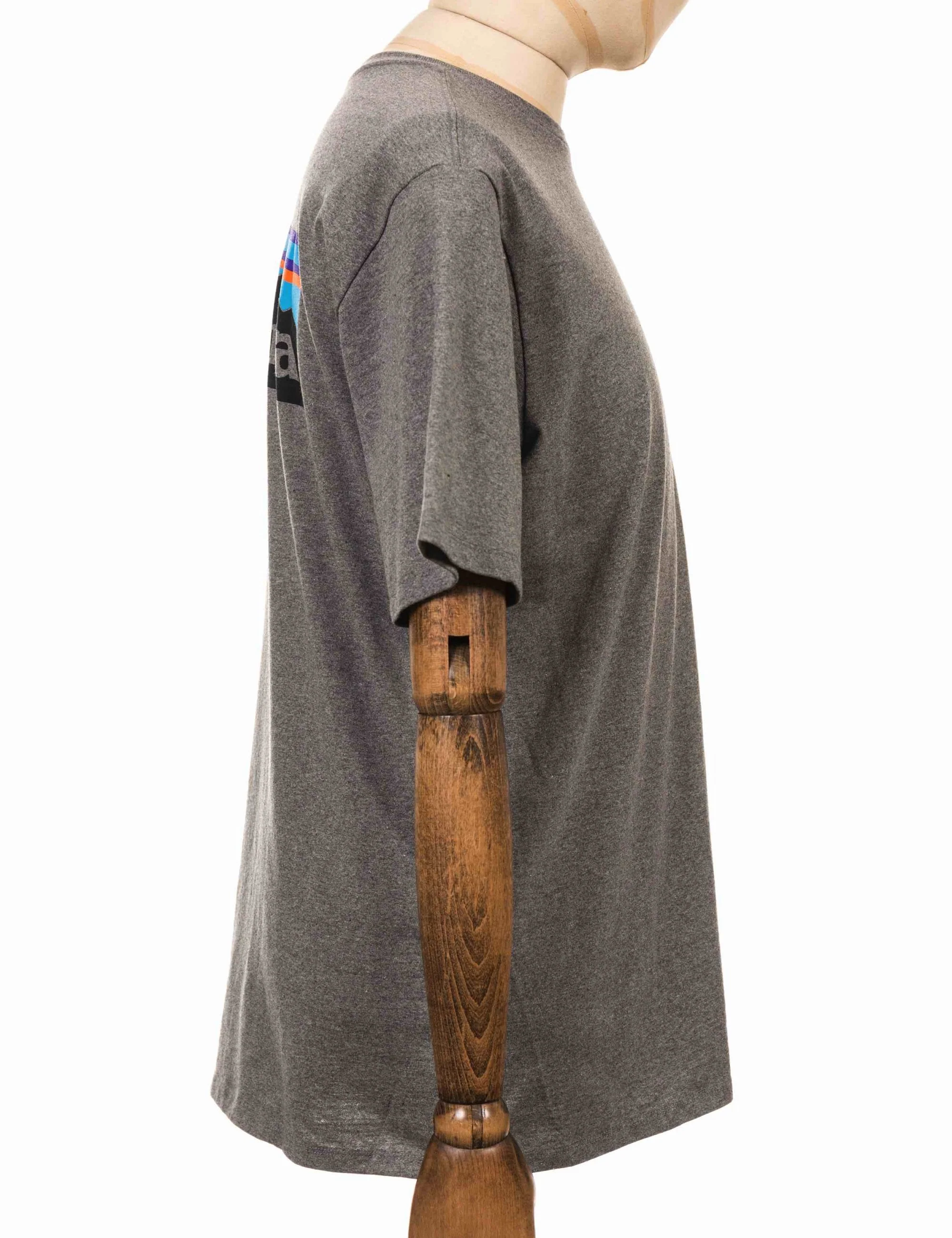 P-6 Logo Responsibili T-Shirt - Gravel Heather - Image 5