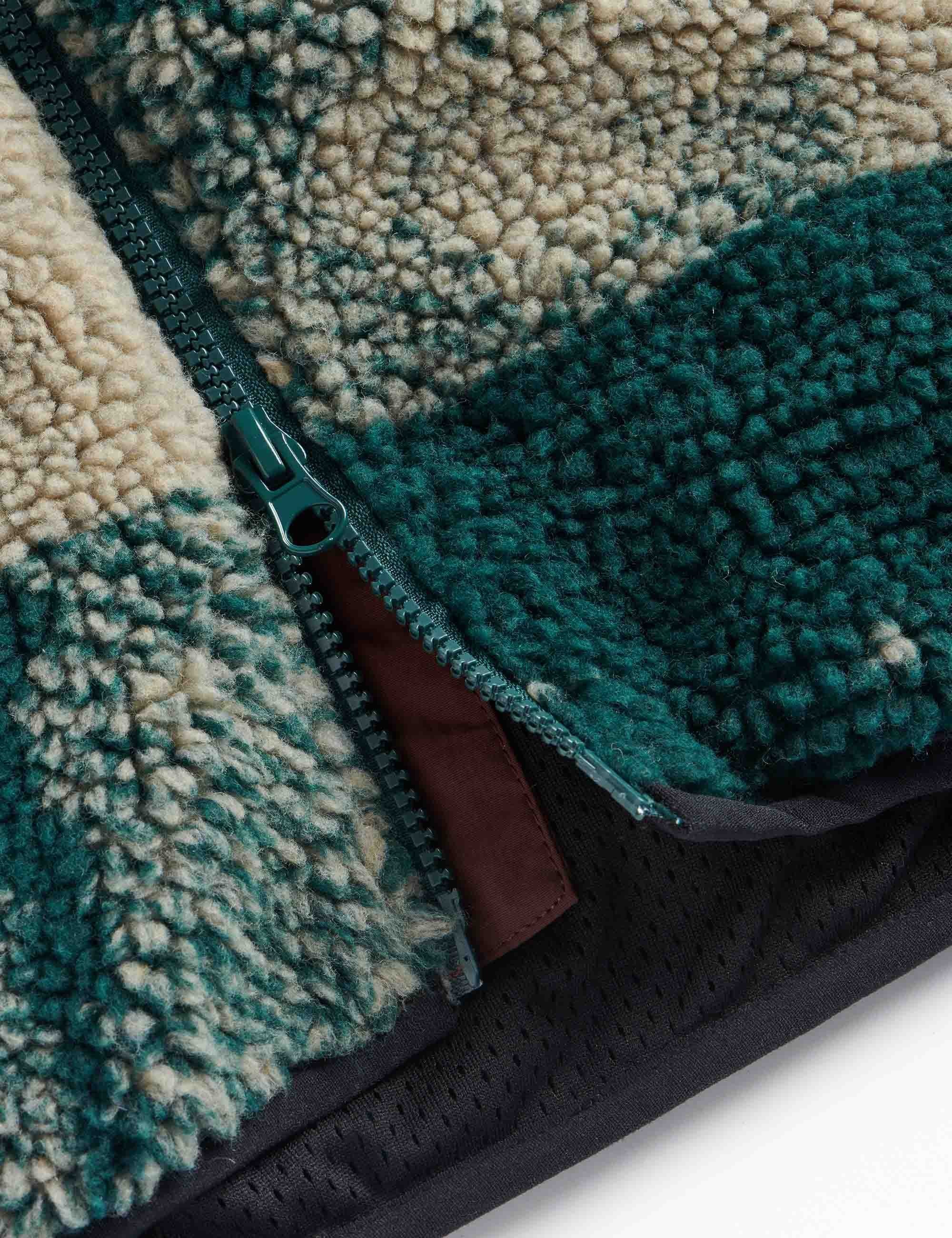 Mattawa Fleece Jacket - June Bug - Image 3