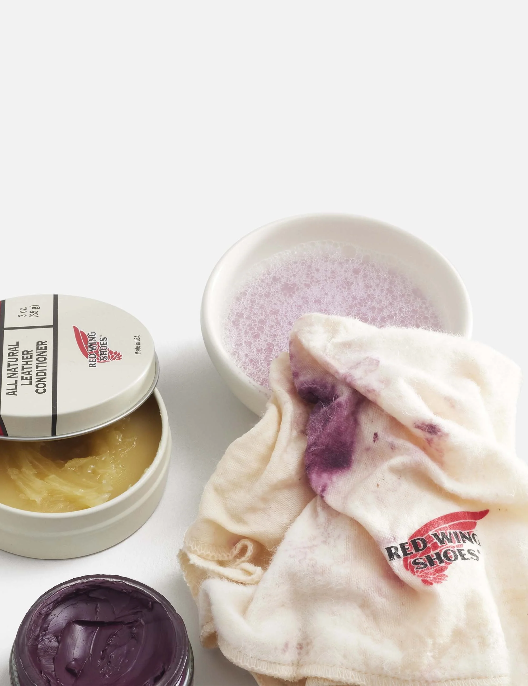 97195 Boot Care Cloths - Image 3