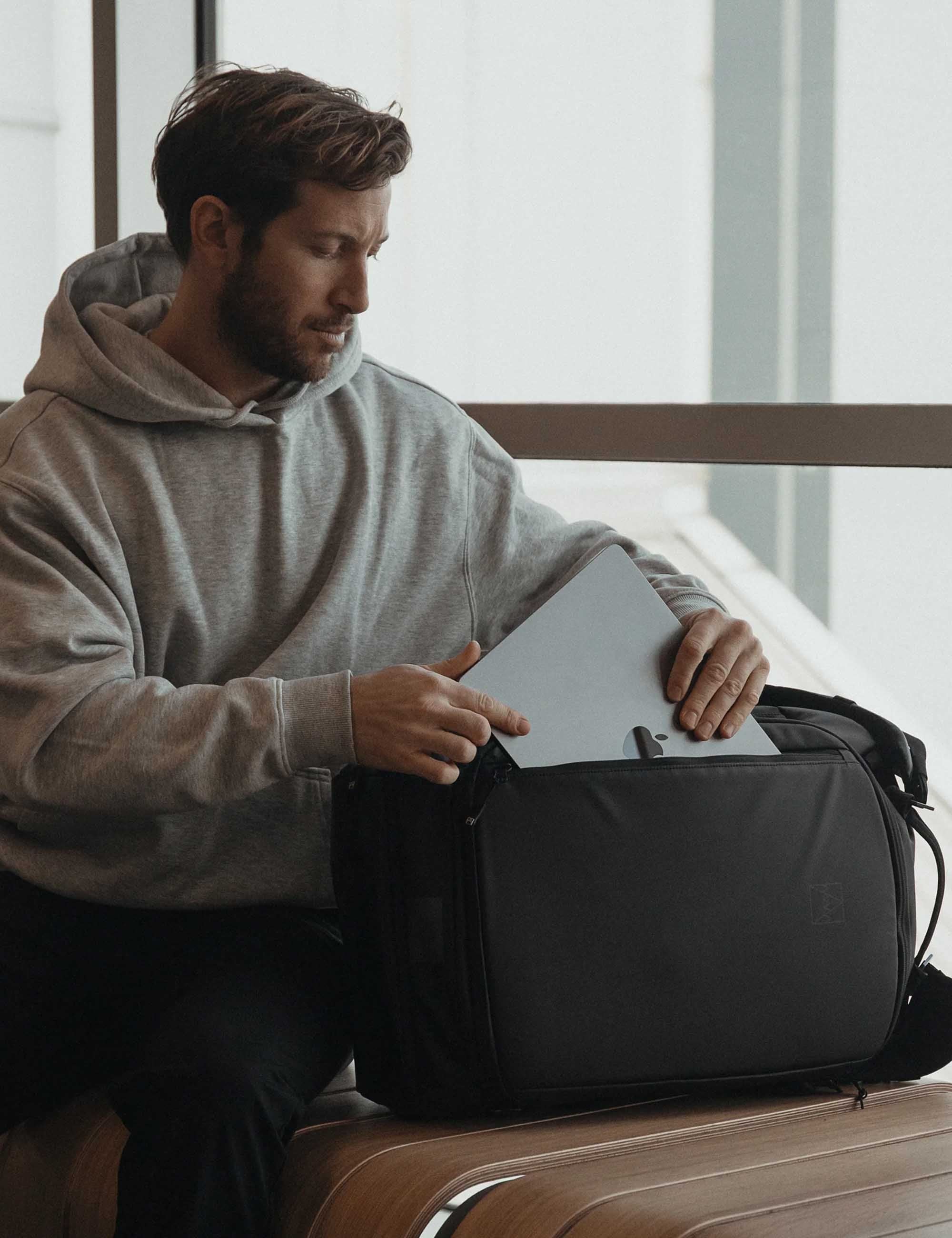 Kit Bag 30L - All Black - Image 7